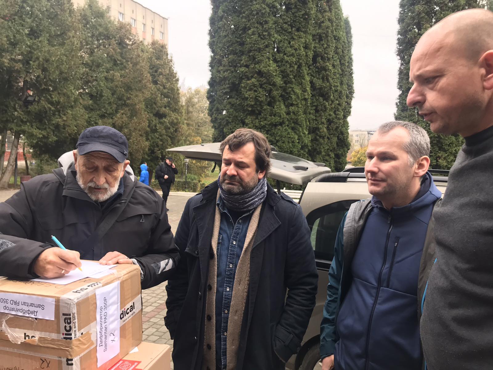 Передача гуманітарної допомоги Волонтерському центру ТНПУ
